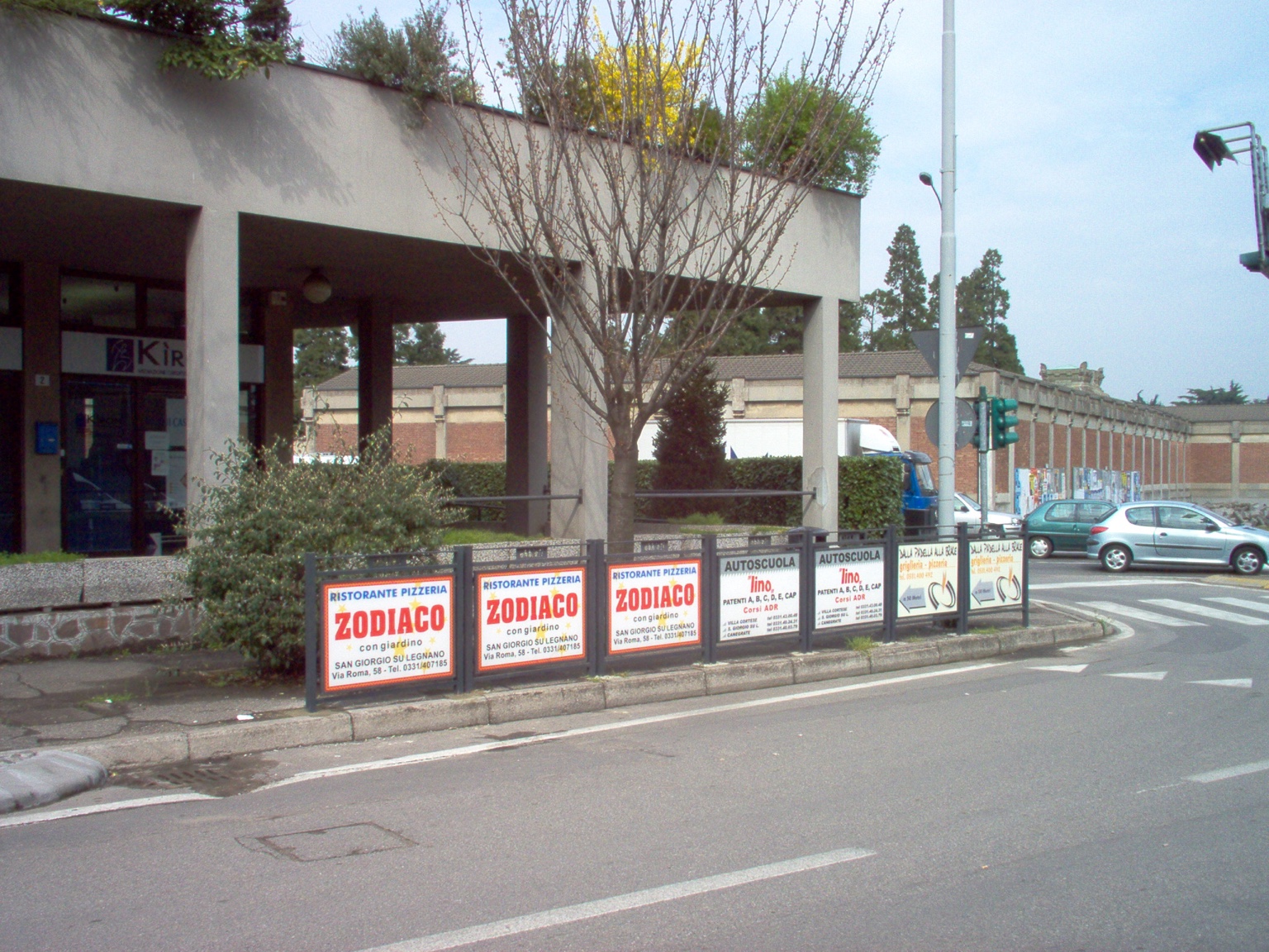 Transenne para pedonali pubblicitarie Abbiati & Company realizzazione 1